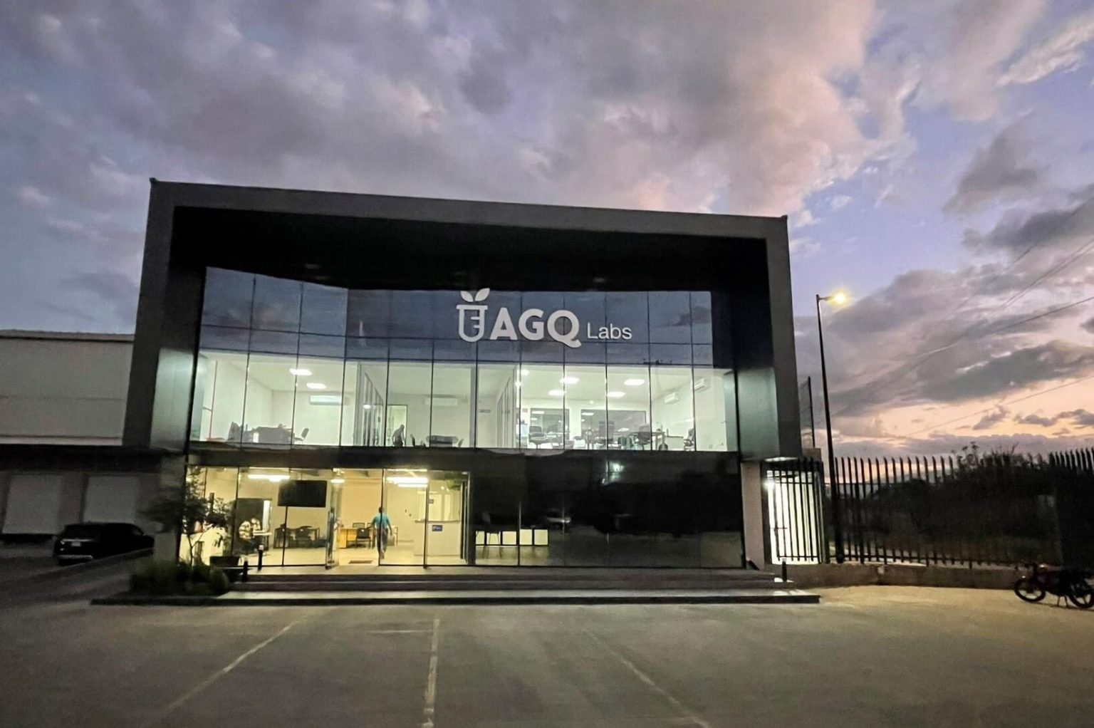 lab mexico 1536x1022